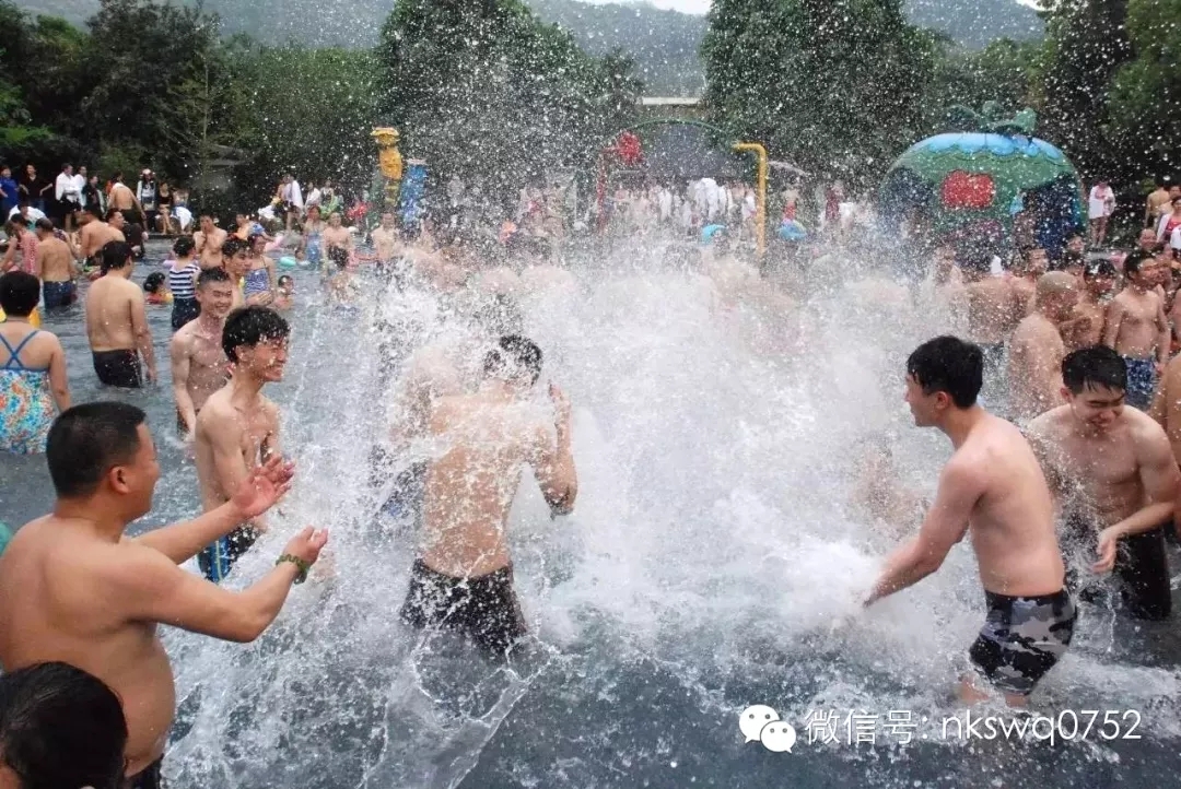 【暑假來啦】大觀園暑假優惠套餐，588元即可享受漂流+自助晚餐+自助早餐+水上樂園！